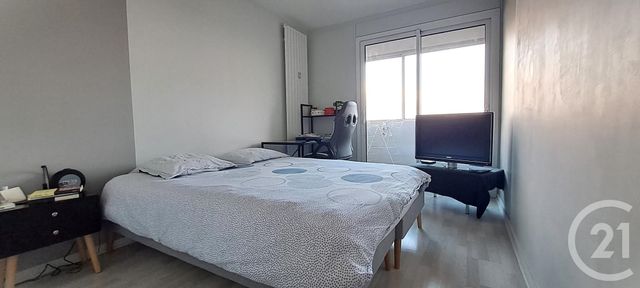 Appartement T4 à louer - 4 pièces - 82.19 m2 - BOURG LES VALENCE - 26 - RHONE-ALPES - Century 21 Alpimmo