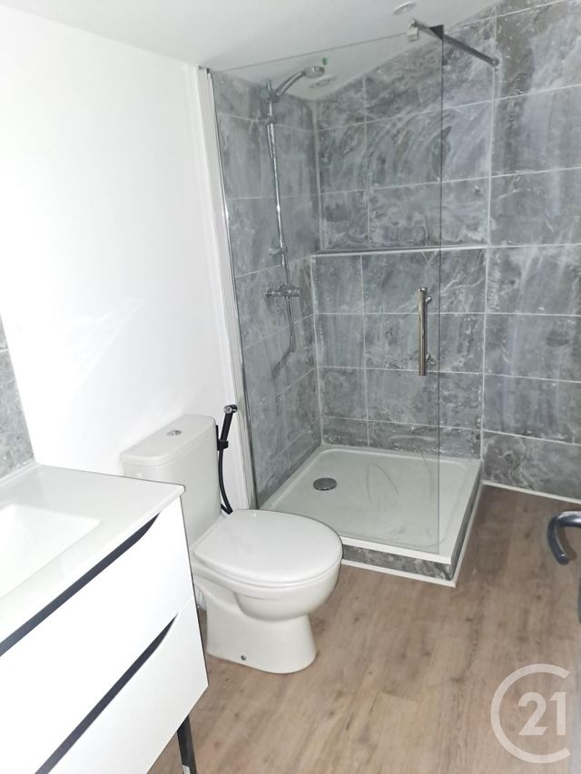 Appartement T2 à louer - 2 pièces - 34.0 m2 - VALENCE - 26 - RHONE-ALPES - Century 21 Alpimmo