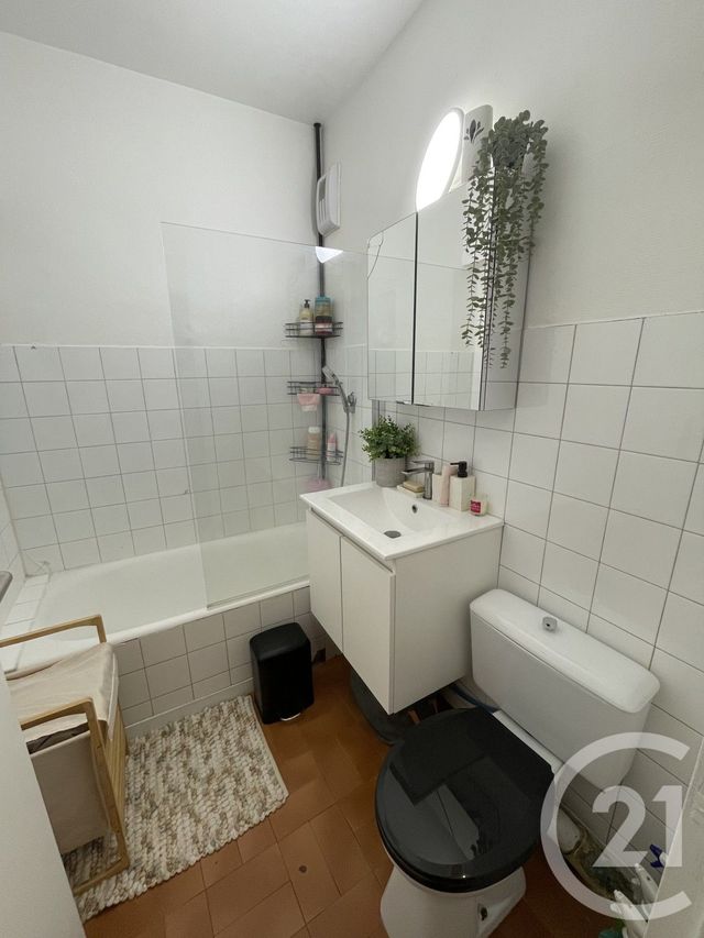Appartement T1 à louer - 1 pièce - 27.7 m2 - VALENCE - 26 - RHONE-ALPES - Century 21 Alpimmo