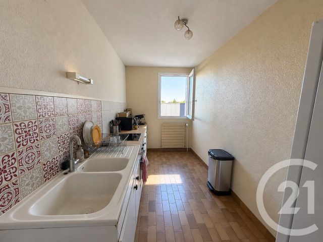Appartement F2 à vendre - 2 pièces - 51.11 m2 - BOURG LES VALENCE - 26 - RHONE-ALPES - Century 21 Alpimmo