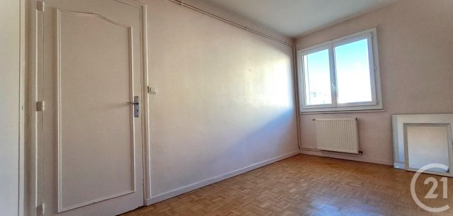 Appartement T4 à louer - 4 pièces - 67.12 m2 - GUILHERAND GRANGES - 07 - RHONE-ALPES - Century 21 Alpimmo