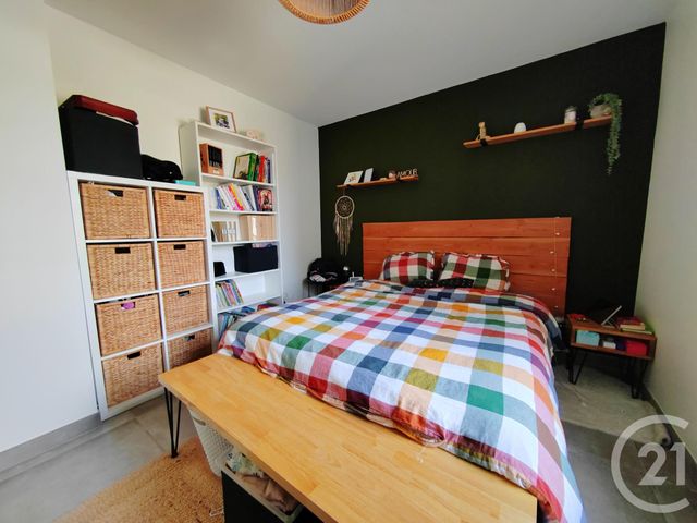 Appartement F3 à vendre - 3 pièces - 76.0 m2 - BOURG LES VALENCE - 26 - RHONE-ALPES - Century 21 Alpimmo