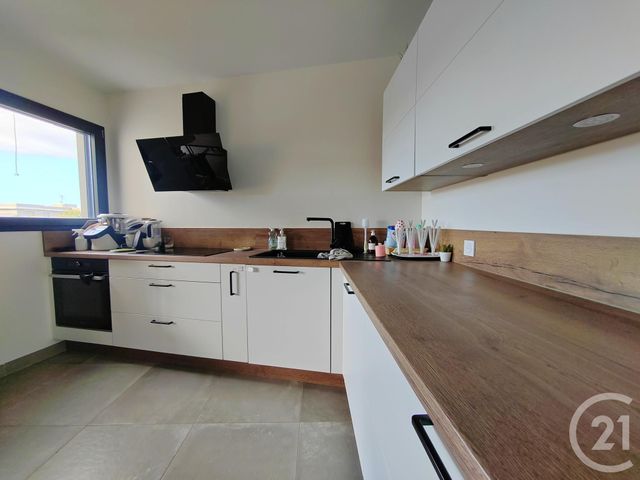Appartement F3 à vendre - 3 pièces - 76.0 m2 - BOURG LES VALENCE - 26 - RHONE-ALPES - Century 21 Alpimmo