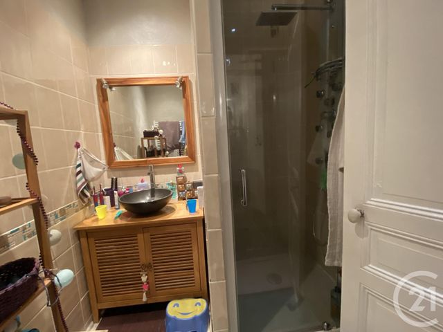 Afficher la photo en grand Appartement F4 à vendre - 4 pièces - 70.0 m2 - VALENCE - 26 - RHONE-ALPES - Century 21 Alpimmo