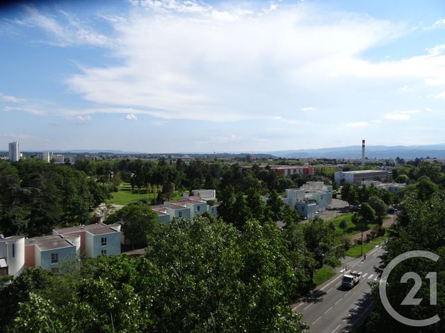 Appartement T3 à vendre - 3 pièces - 76.73 m2 - VALENCE - 26 - RHONE-ALPES - Century 21 Alpimmo Appartement T3 à vendre - 3 pièces - 76.73 m2 - VALENCE - 26 - RHONE-ALPES - Century 21 Alpimmo
