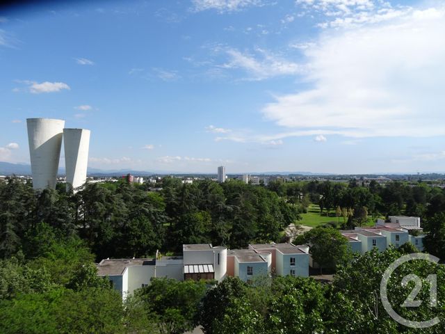 Appartement T3 à vendre - 3 pièces - 76.73 m2 - VALENCE - 26 - RHONE-ALPES - Century 21 Alpimmo Appartement T3 à vendre - 3 pièces - 76.73 m2 - VALENCE - 26 - RHONE-ALPES - Century 21 Alpimmo