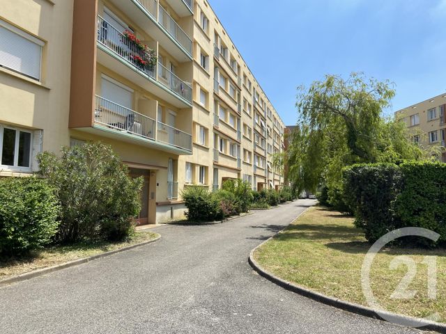 Afficher la photo en grand Appartement F2 à vendre - 2 pièces - 52.0 m2 - VALENCE - 26 - RHONE-ALPES - Century 21 Alpimmo