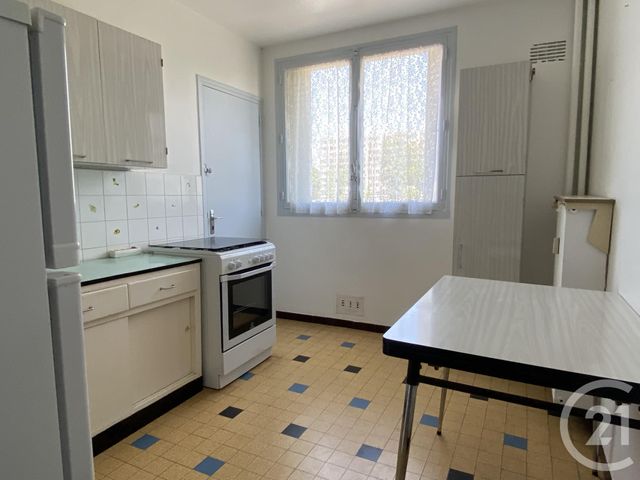 Afficher la photo en grand Appartement F2 à vendre - 2 pièces - 52.0 m2 - VALENCE - 26 - RHONE-ALPES - Century 21 Alpimmo