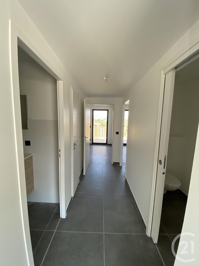 Afficher la photo en grand Appartement Duplex à vendre - 4 pièces - 113.58 m2 - GUILHERAND GRANGES - 07 - RHONE-ALPES - Century 21 Alpimmo