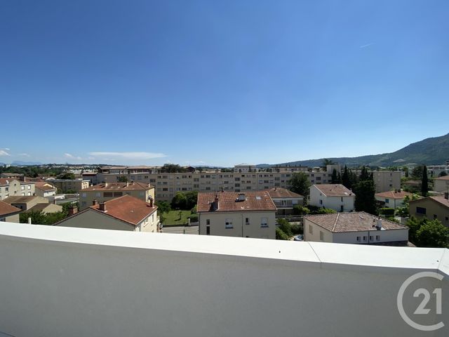 Afficher la photo en grand Appartement Duplex à vendre - 4 pièces - 113.58 m2 - GUILHERAND GRANGES - 07 - RHONE-ALPES - Century 21 Alpimmo