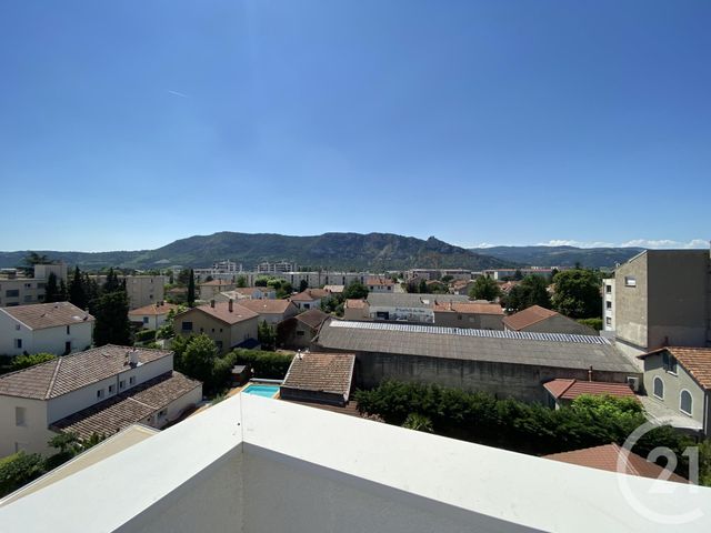 Afficher la photo en grand Appartement Duplex à vendre - 4 pièces - 113.58 m2 - GUILHERAND GRANGES - 07 - RHONE-ALPES - Century 21 Alpimmo