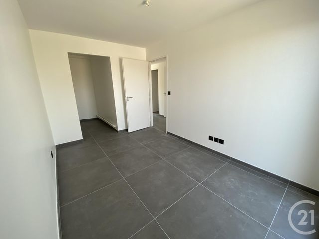 Afficher la photo en grand Appartement Duplex à vendre - 4 pièces - 113.58 m2 - GUILHERAND GRANGES - 07 - RHONE-ALPES - Century 21 Alpimmo
