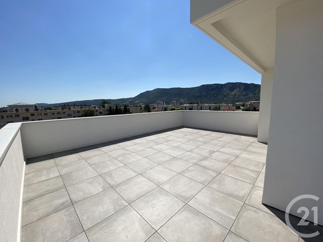 Afficher la photo en grand Appartement Duplex à vendre - 4 pièces - 113.58 m2 - GUILHERAND GRANGES - 07 - RHONE-ALPES - Century 21 Alpimmo
