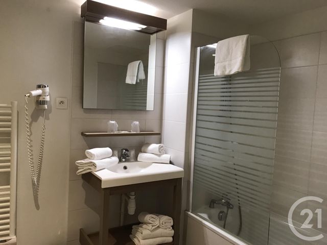 Afficher la photo en grand Appartement F2 à vendre - 2 pièces - 45.0 m2 - VALENCE - 26 - RHONE-ALPES - Century 21 Alpimmo