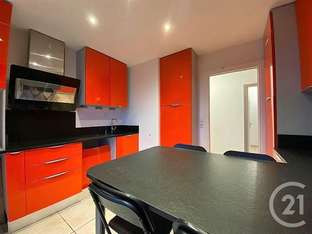 Appartement T4 à vendre - 4 pièces - 75.0 m2 - GUILHERAND GRANGES - 07 - RHONE-ALPES - Century 21 Alpimmo