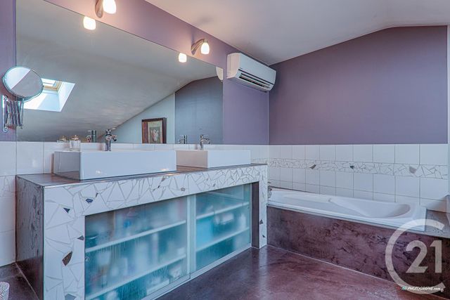 Appartement à vendre - 4 pièces - 157.0 m2 - VALENCE - 26 - RHONE-ALPES - Century 21 Alpimmo